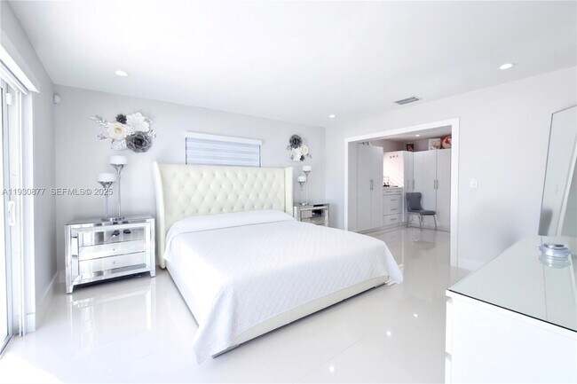 Building Photo - 17135 NW 87th Ave