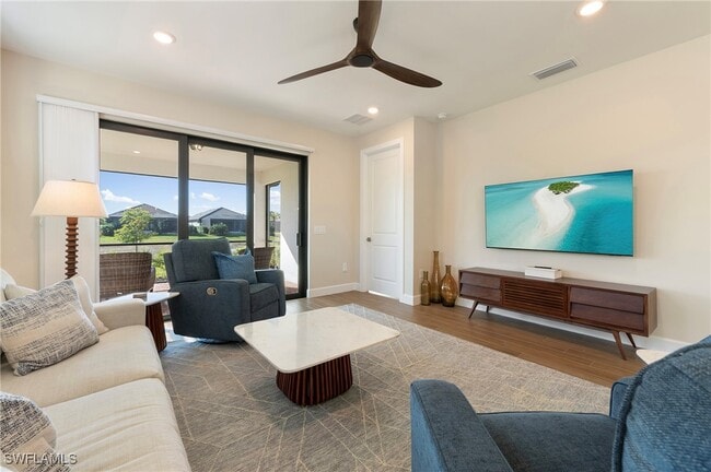 Building Photo - 11929 Sacra Pl