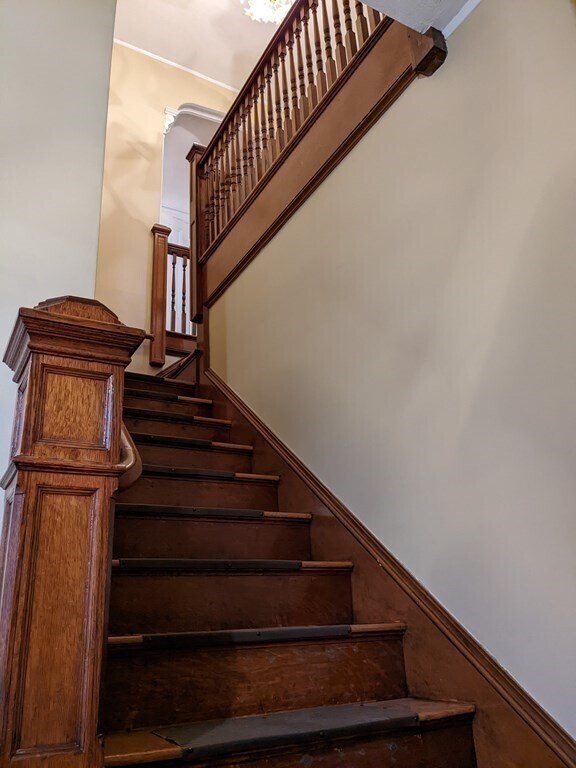 Building Photo - 131 Summer St