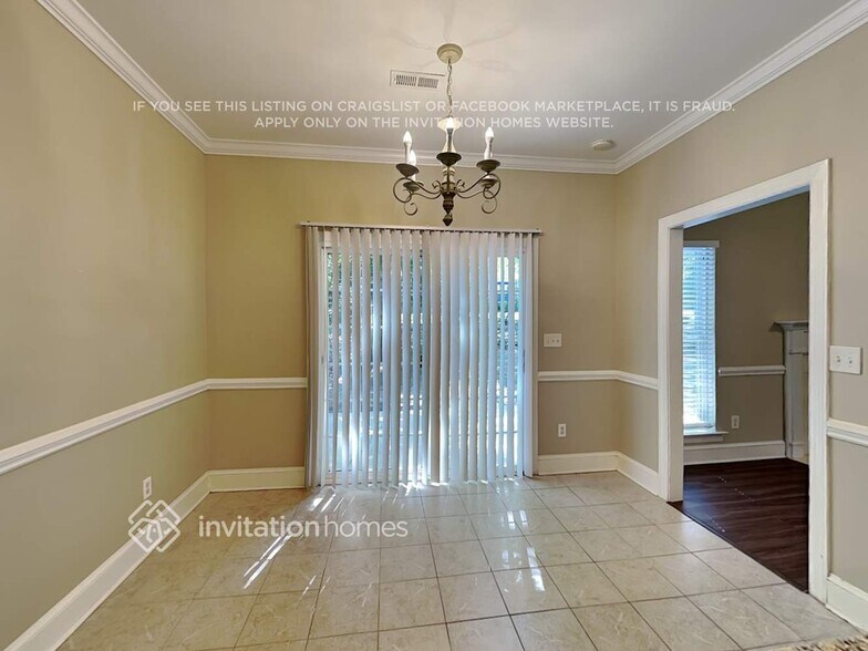 Building Photo - 10305 Waxhaw Hwy