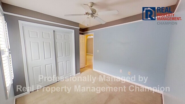 Building Photo - 811 Grathwol Dr