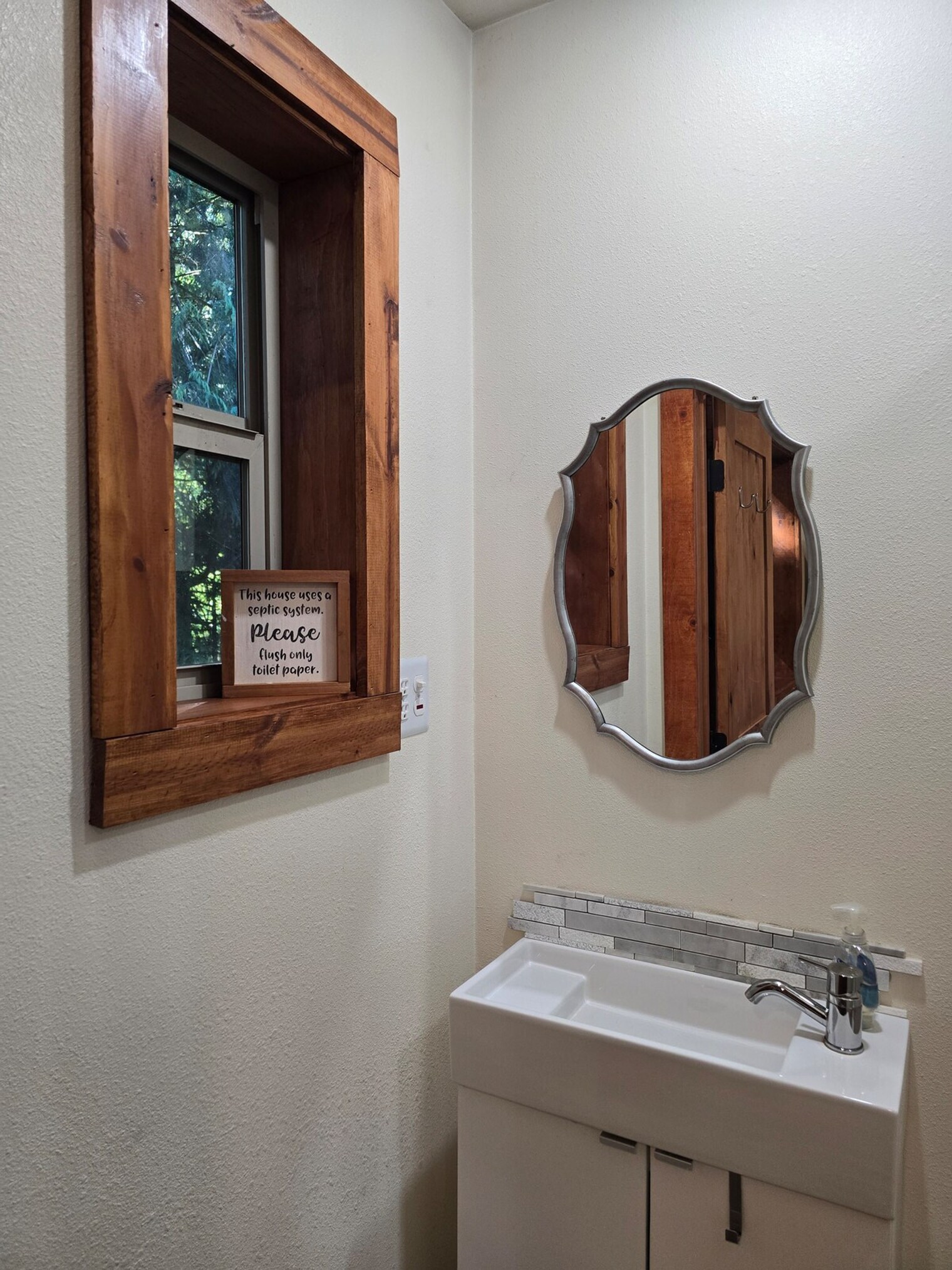 Building Photo - 23253 WA-534