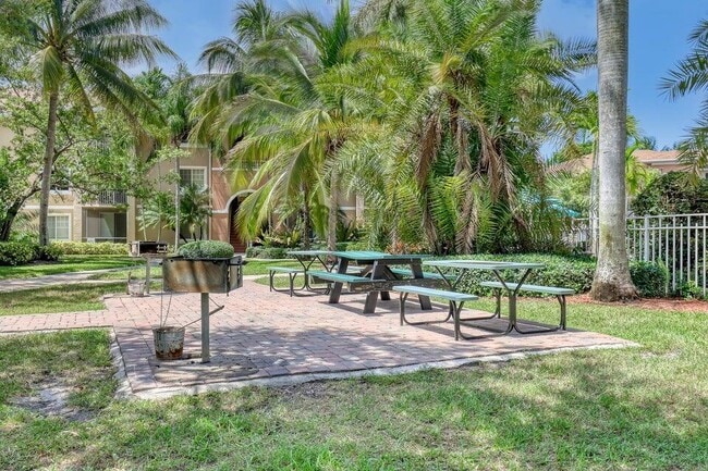 Building Photo - 6533 Emerald Dunes Dr