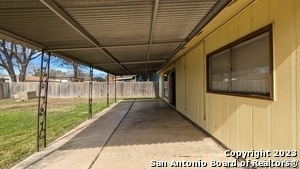 Building Photo - 5927 Cliff Rock Dr