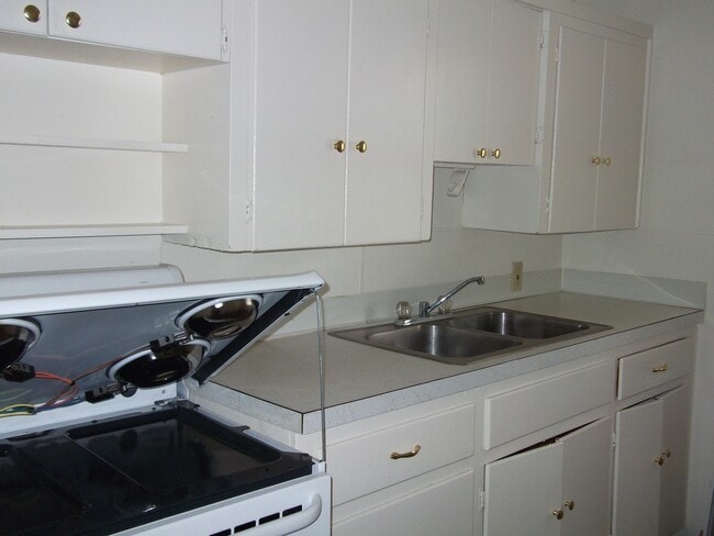 Building Photo - 2 bedroom home in Laurel– FREE RENT INCENTIVE