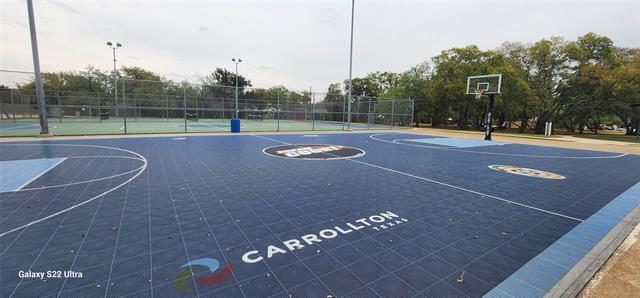 Building Photo - 2231 Ridgedale Dr