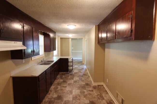 Building Photo - New On The Market! What a GREAT HOUSE!! Better Hurry To See This One!!