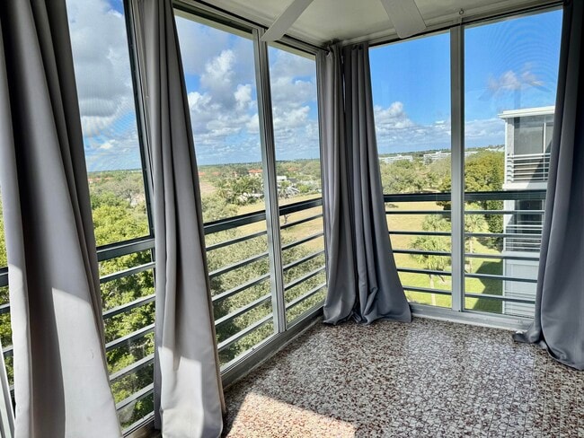 Building Photo - 6161 NW 2nd Ave