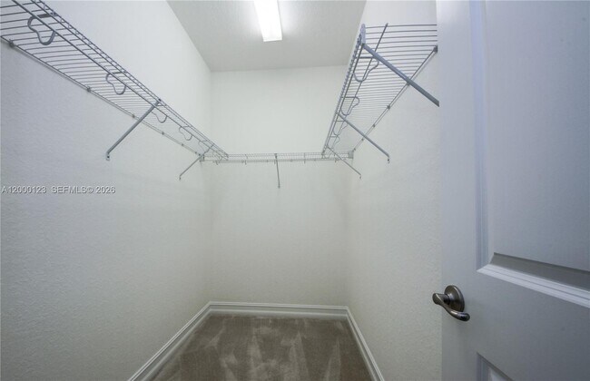 Building Photo - 106 SW 127th Terrace