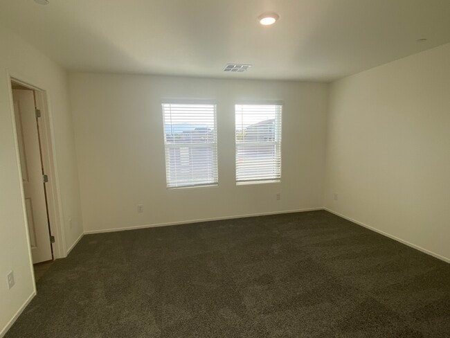 Building Photo - 9365 Quiet Lagoon St