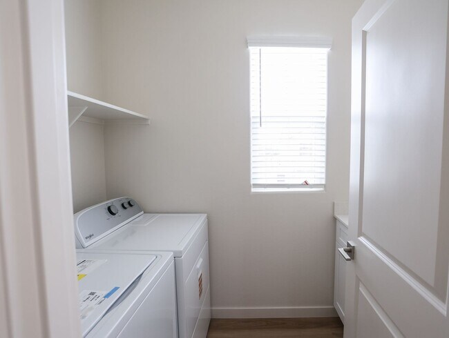 Building Photo - Gated Community, Pet Friendly, Upgraded Lifestyle - Now Available
