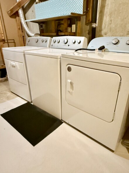 Building Photo - 2708 W 98th Dr