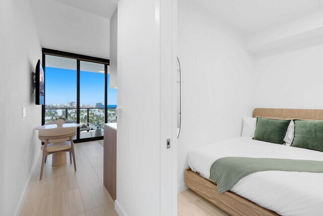 Building Photo - 7144 Byron Ave