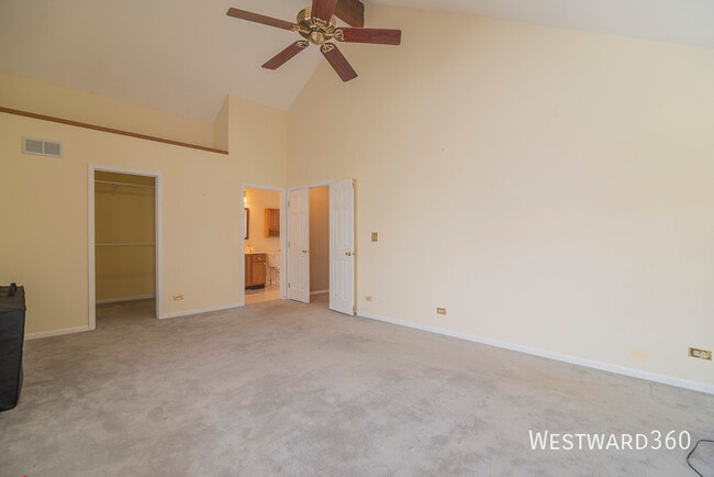 Building Photo - 164 Forestview Ct