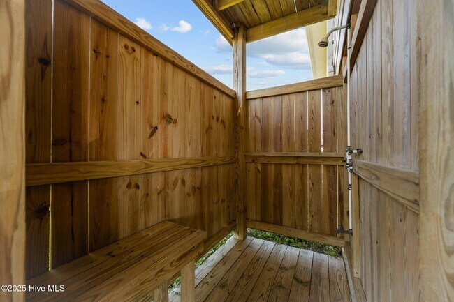 Building Photo - 177 Sea Gull Ln