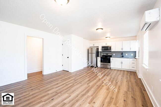 Building Photo - 1823 Griswold Dr