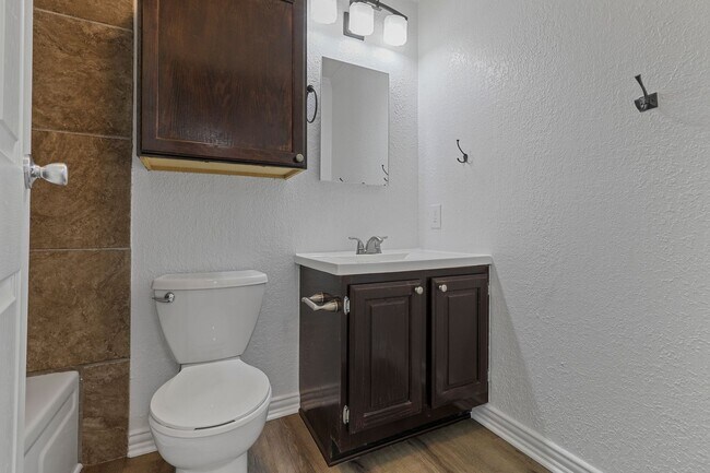 Building Photo - Excellent 3-2-2 Flower Mound Home located ...