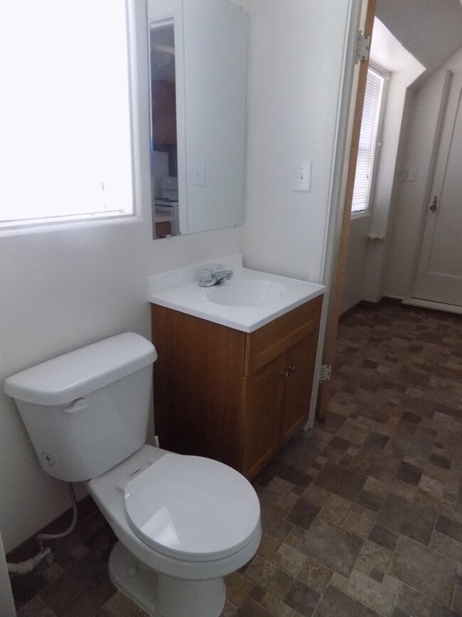 Building Photo - 1930 Erie St