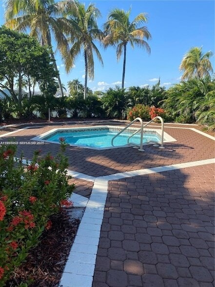 Building Photo - 540 SE 21st Ln