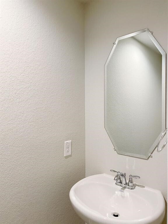 Building Photo - 29630 Juniper Ct