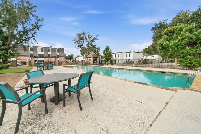 Building Photo - 2235 Winrock Blvd