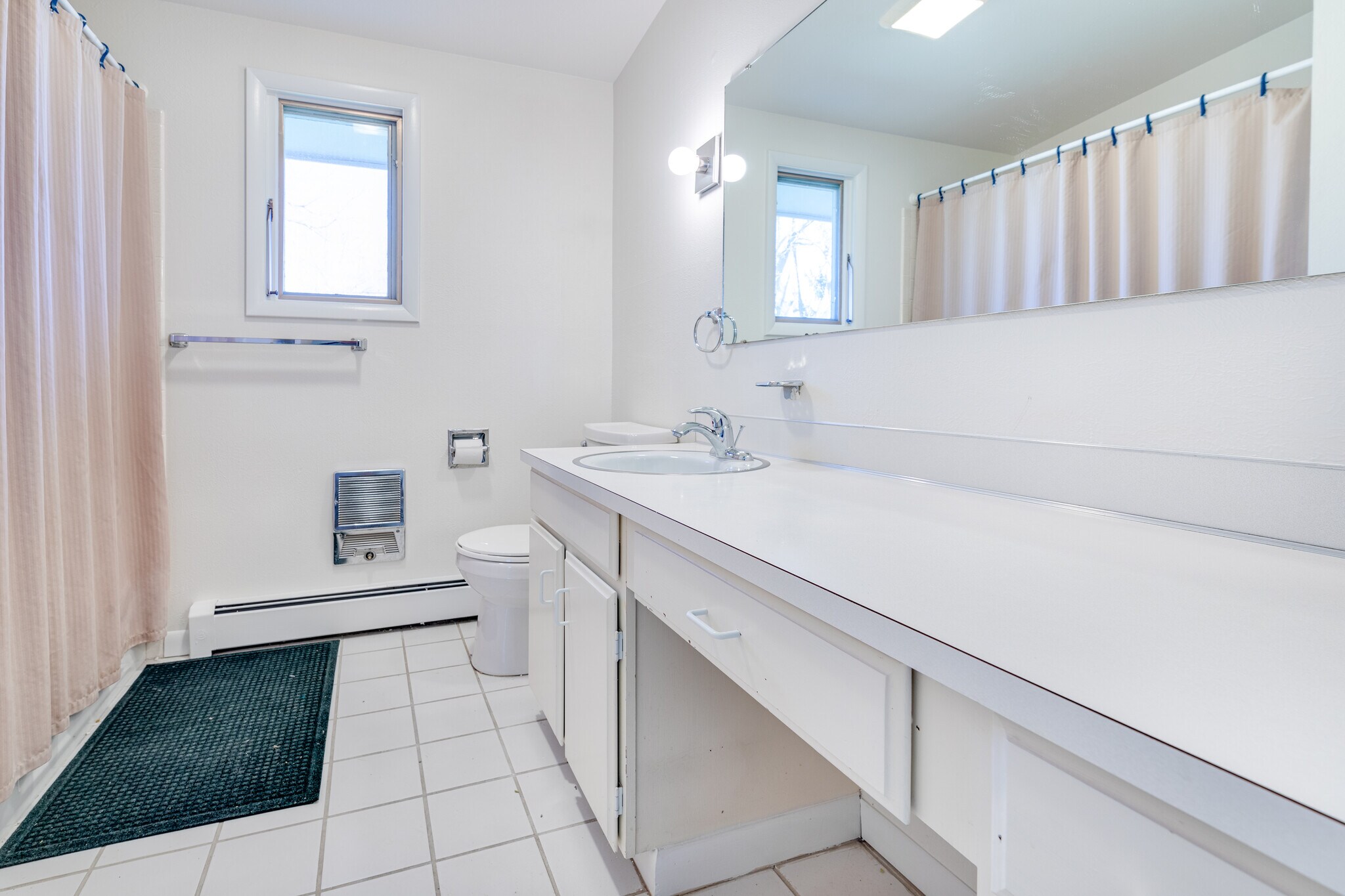 Building Photo - 565 Jack Pine Ct