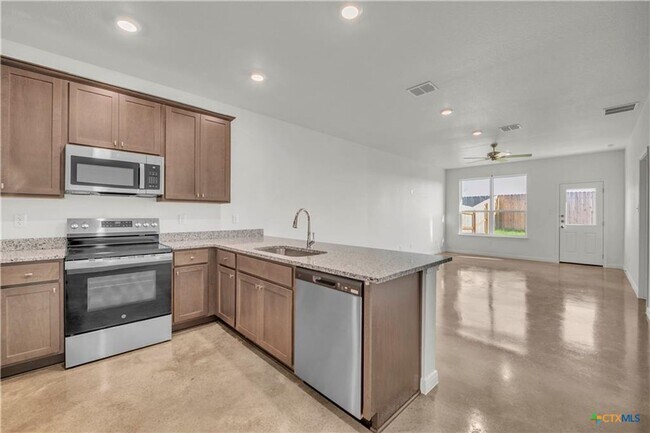 Building Photo - 2906 Quail Rdg Ln