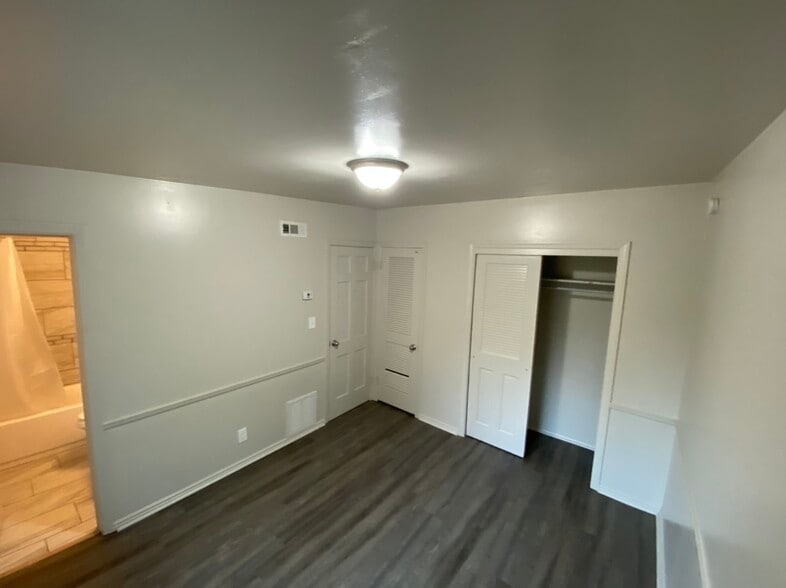 Bedroom - 8833 S 360 E