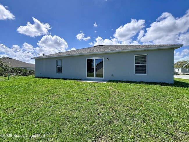 Building Photo - 1101 San Filippo Dr SE