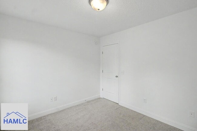 Building Photo - 40 Rimes Ave SE