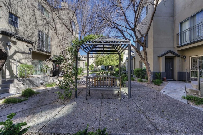 Building Photo - 100 E Fillmore St