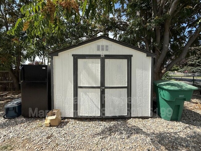 Building Photo - 3505 8245 S