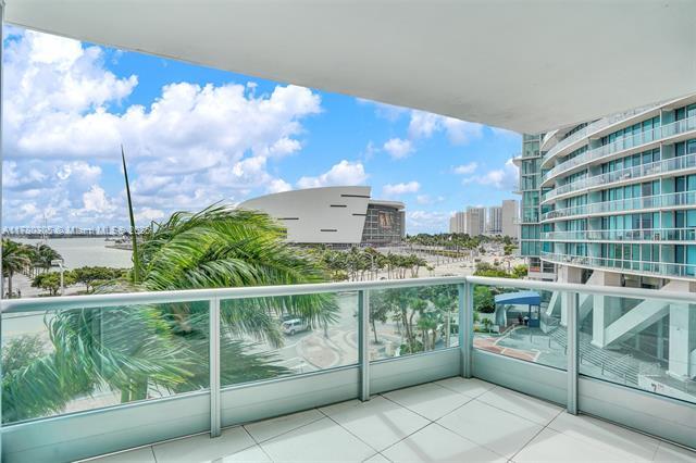 Building Photo - 900 Biscayne