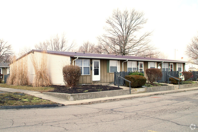 Primary Photo - Wood Gate Apartments