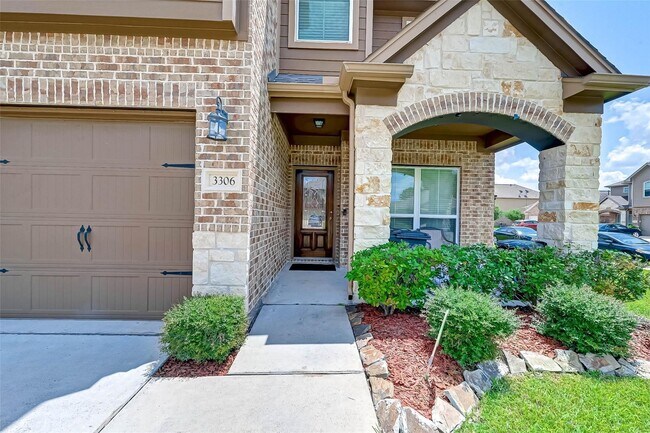 Building Photo - 3306 Coopers Ridge Way