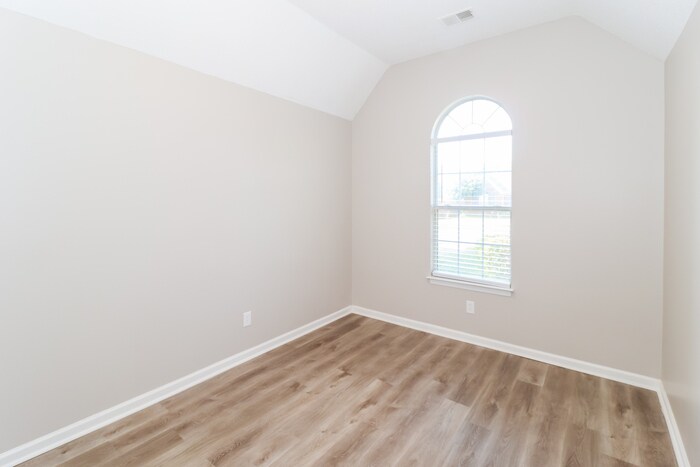 Building Photo - 7103 Showboat Ln