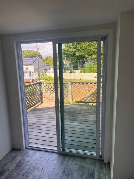 Building Photo - 349 Bellmore Rd