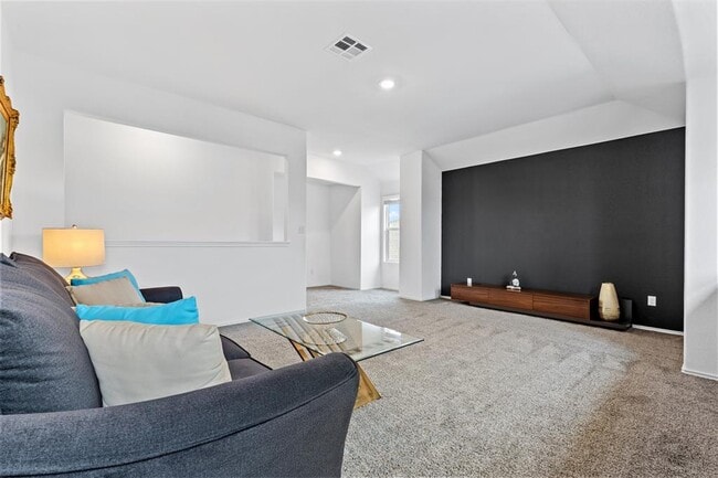 Building Photo - 432 Wolf Springs Rd