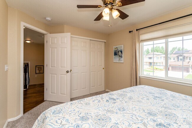 Building Photo - Spacious Corner Lot Gem in Ridgeview at St...