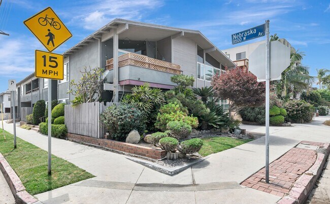Building Photo - 11555 Nebraska Ave