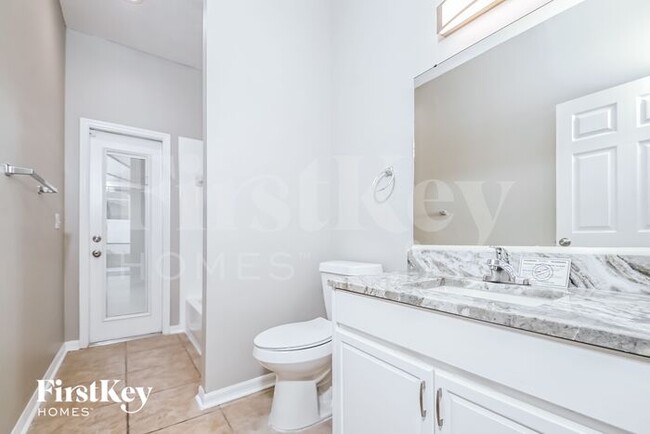 Building Photo - 4527 Gentrice Dr