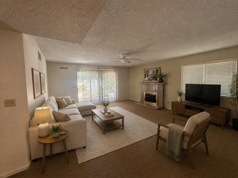 Shared living space - 4360 Watkins Dr
