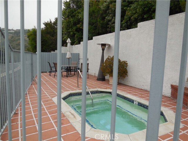 Building Photo - 124 Avenida Presidio