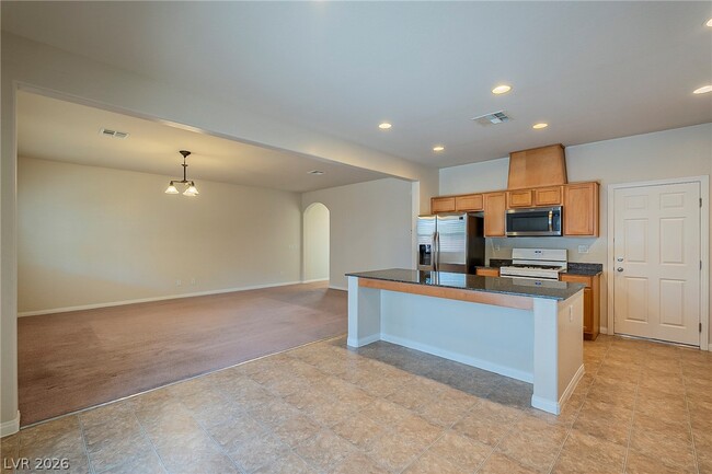 Building Photo - 315 Woodland Moss Rd