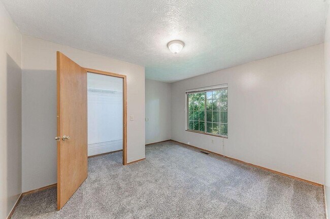 Building Photo - 3429 W Michigan Ave