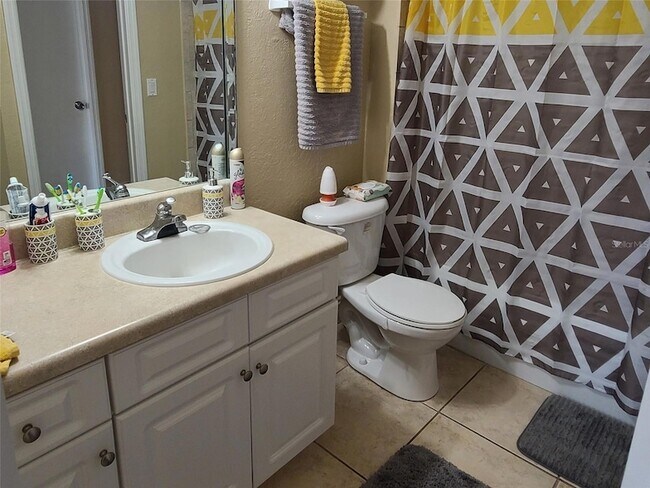 Building Photo - 4630 Commander Dr