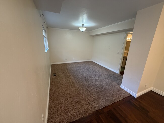 Building Photo - 8670 Snow Mountain Dr