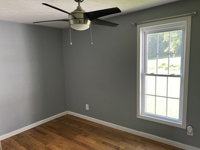 Building Photo - 1092 Co Rd 8