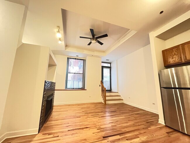 Building Photo - 208 W Washington St