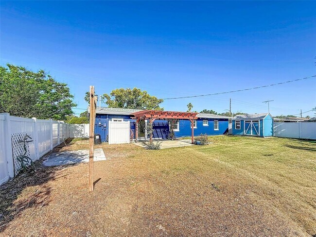 Building Photo - 7401 16th St N